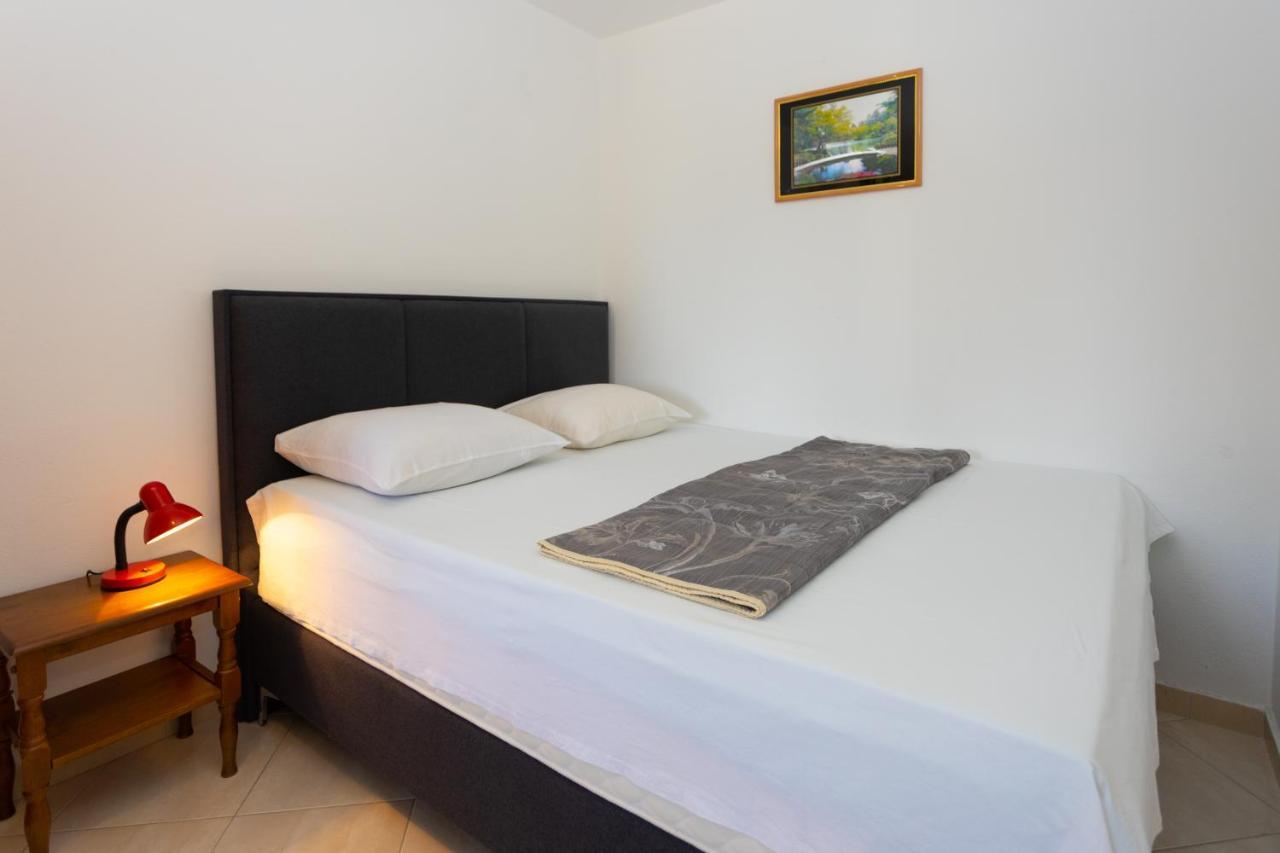 Apartments Melissa Sumartin Εξωτερικό φωτογραφία